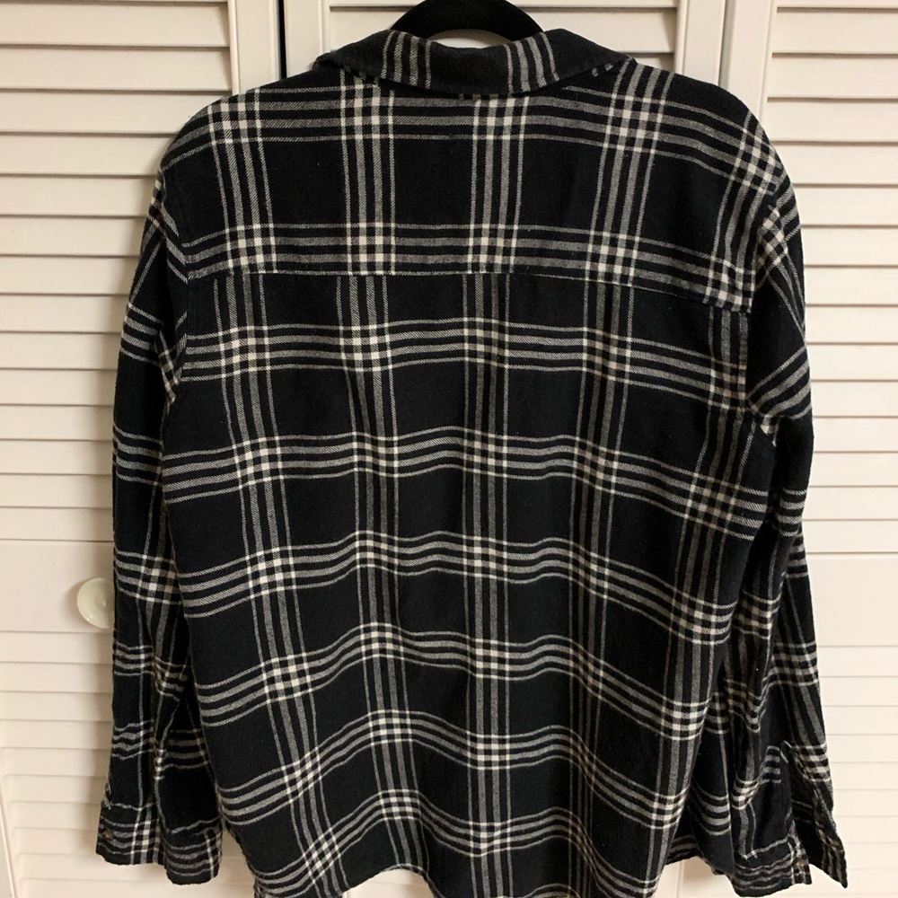SOLD BRANDY MELVILLE X HOLLISTER PLAID SHIRTS - Picture 4 of 4
